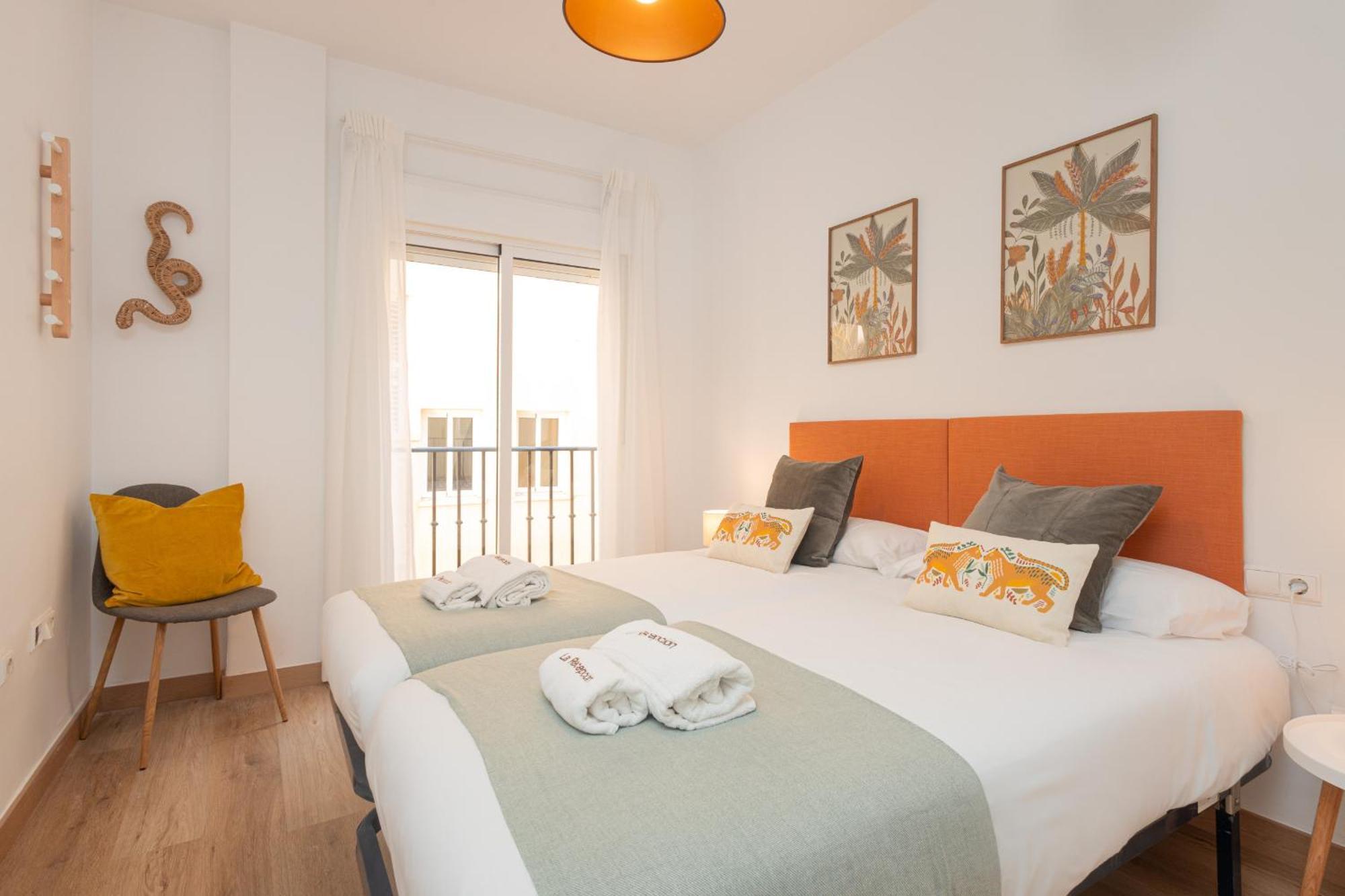 C21 Trendy 2 Bdr & Parking Downtown Apartman Málaga Kültér fotó