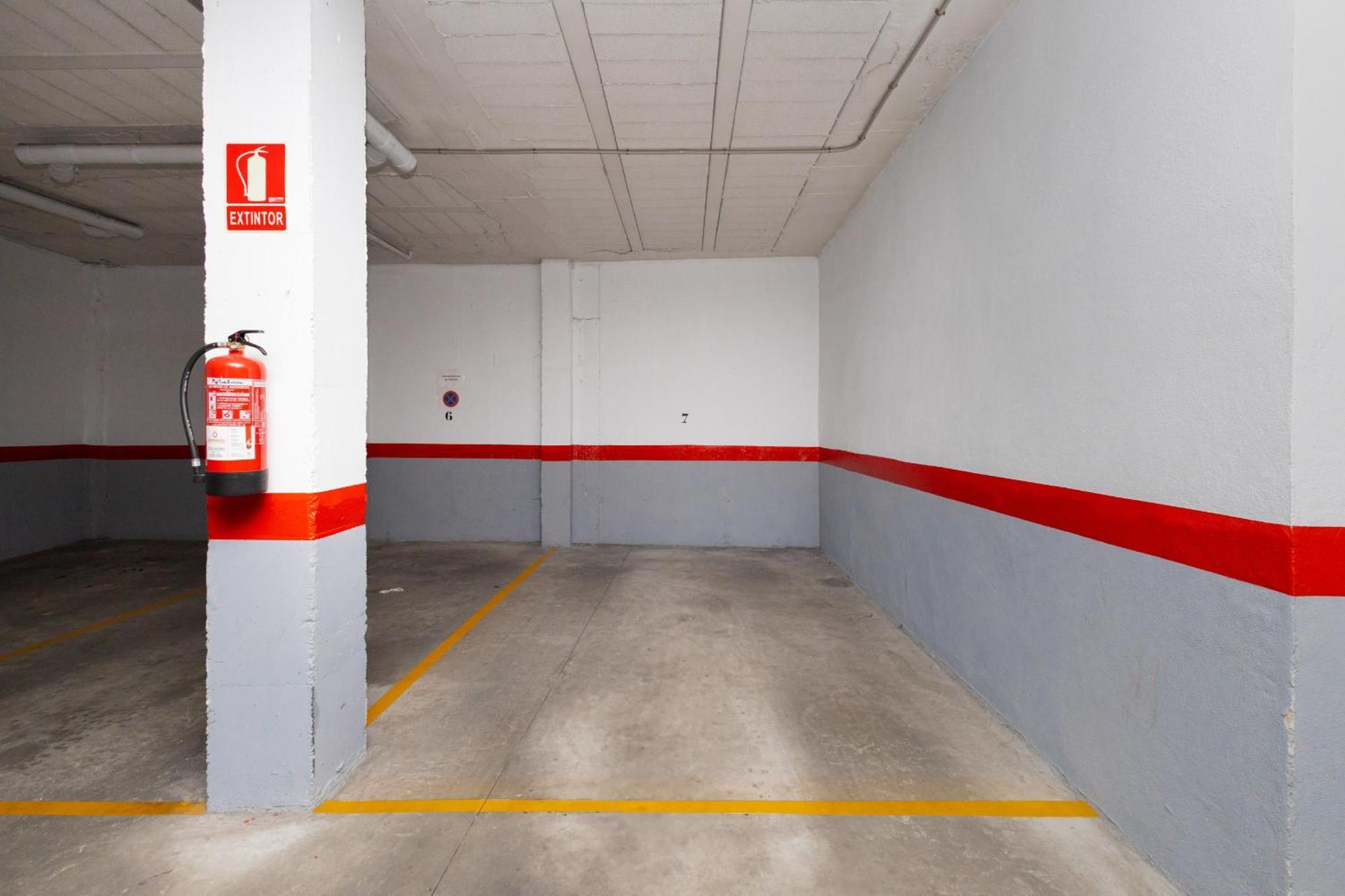 C21 Trendy 2 Bdr & Parking Downtown Apartman Málaga Kültér fotó